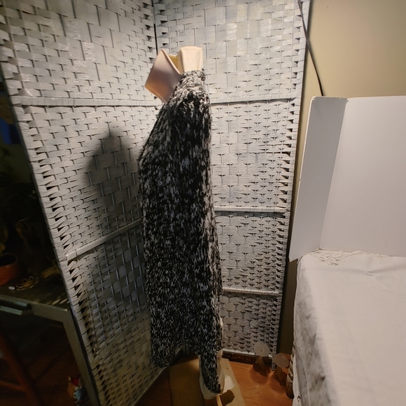 Charlotte Russe Sweater open Face Size M Black Mingled Knit Cardigan - Picture 4 of 7